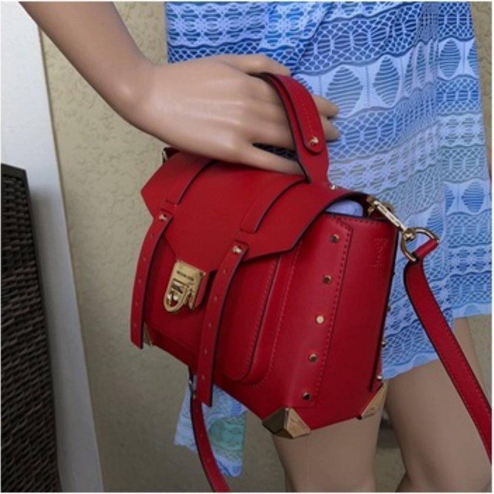 Michael Kors Manhattan Medium School Satchel - Picture 12 of 16